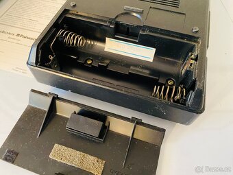 Kazetový magnetofon Panasonic RQ 2735, rok 1979 - 8