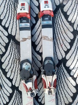 Sjezdové lyže Fisher RCA, Atomic a Artis 648 s vázáním - 8