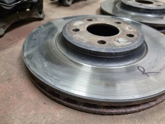 Přední brzda Audi A5 320mm - 8