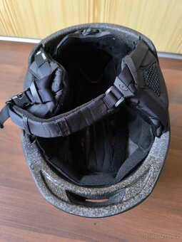 Lyžařská helma Giro vel.59-62 - 8