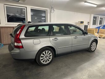 Volvo v50 - 8