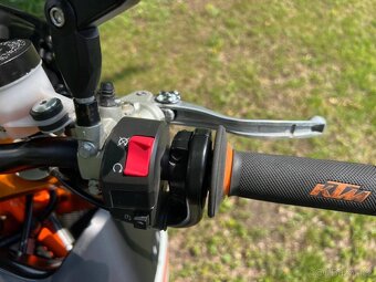 Prodám KTM 690 DUKE R - 8