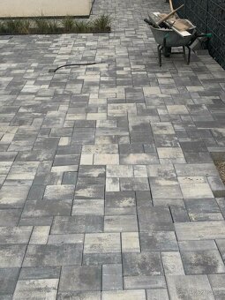 Práce všeho druhu - 8