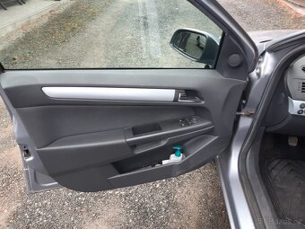 Opel Astra 1,9 CDTI H rv.2007 Nová STK 270000km - 8