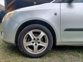 Škoda Fabia 2 kombi 1.4 16v 63kw r.2009 - 8