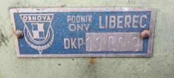 Regály police k uskladnění - 8