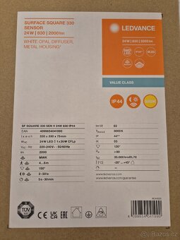 Čtvercové svítidlo LEDVANCE, IP44, pohyb. senzor. - 8