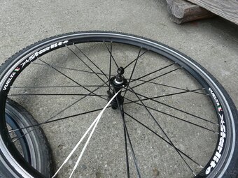 Zapletená kola 28" na ND Vuelta Starlite - 8