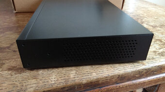 switch Zyxel GS1900-24E - 8