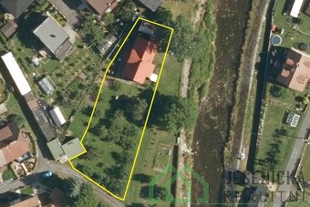 Prodej rodinného domu Česká Ves se zahradou a garáží - 8