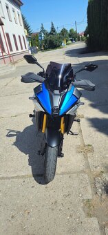 Suzuki GSX-S 1000 - 8