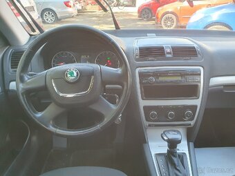 Škoda Octavia Combi 2 1,6TDi CR77kW DSG - 8