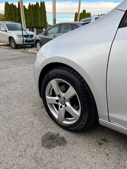 Volkswagen Golf 6 TrendLine 1.6 Benzin + LPG = Top Stav = - 8