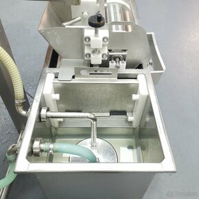 Automatická nastřikovačka Gunther pi 26 - 8