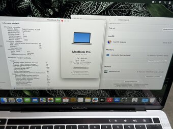 MacBook Pro 13'' 2020 / M1 / 16GB / 512GB SSD / Silver - D - 8