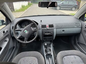 Škoda Fabia - 8