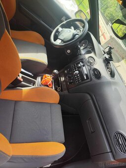 Ford Focus ST - 8