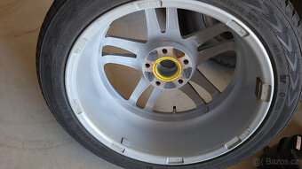 Téměř nejetá zimní ALU kola 17" 5x114,3 + matice - Toyota - 8