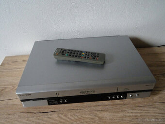 Špičkový videorekordér PANASONIC NV-HV60, 6 hlav,Hifi Stereo - 8