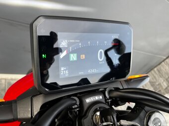Honda Hornet CB1000 6/2025 - 8