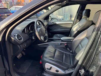 Mercedes-Benz ML 300 CDI 7G 136t km 4-Matic r.2010 - 8