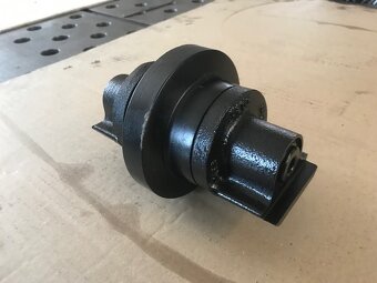 Podvozkové díly - rolna - 8