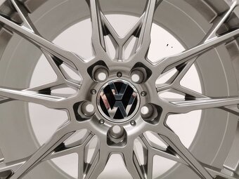 Škoda, Vw alu kola 8,5J R19 5x112 ET35 Axxion - 8