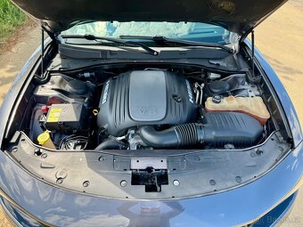 Dodge Charger 5,7 Hemi - 8