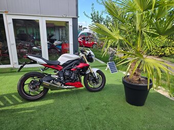 Prodám Triumph Street Triple 675 78 kw Rv.2017 najeto - 8