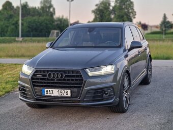 Audi Q7 - 8