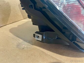 FULL LED přední světlomet VW Passat B8 - 8