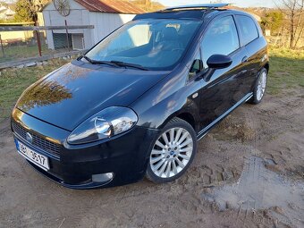 Grande Punto Sport 1.4 70kW kůže, el. střecha  - 8