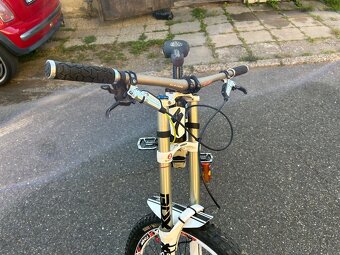 Sjezdové kolo specialized demo 8 I - 8