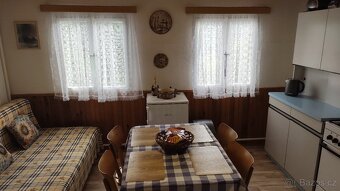 Prodám chatu se zahradou - 8