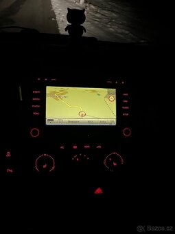 VW Multivan 2.0 tdi, manuál, rok 2012, webasto DO - 8