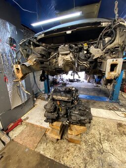 Motor Ford Galaxy 1.9 tdi +převodovka 6 ti kvalt - 8
