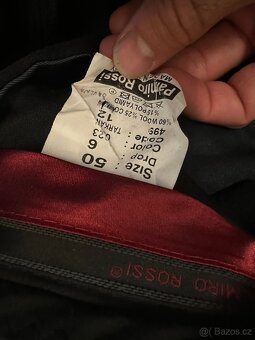 Elegantní tmavý pánský oblek - 8