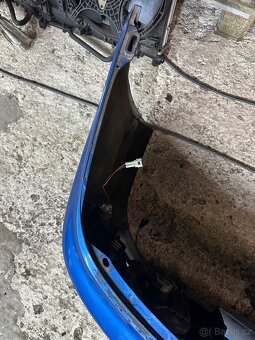 Subaru impreza nárazník - 8