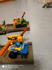 Lego 4588 závodní dráha - 8