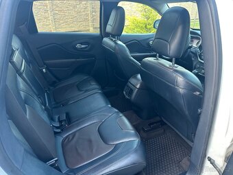 Jeep Cherokee 2.0 CRDi 4x4 - 8