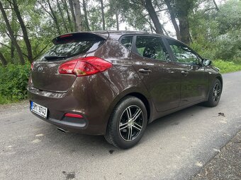 KIA CEED 1.4 73kw 2013 najeto 63.000km - 8
