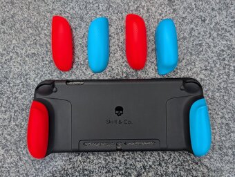 Nintendo Switch + příslušenství - 8