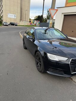 Audi a4b9 Avant - 8