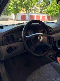 Škoda oktavia 1 1.6 benzín 55kw - 8