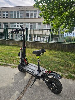 Elektrokoloběžka X DUAL 6000w za 90km/h se sedátkem - 8