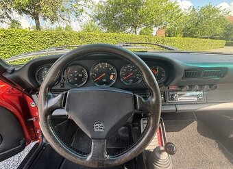 Porsche 911 Carrera (930 SC) - 8