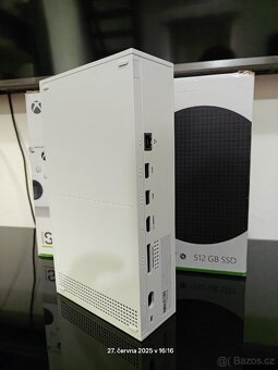 Xbox Series S 512GB SSD + příslušenství - 8