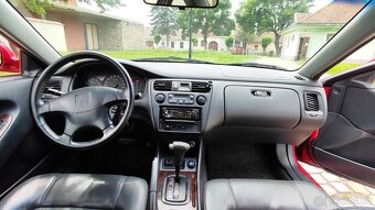 Predám Honda Accord 3.0 - 8