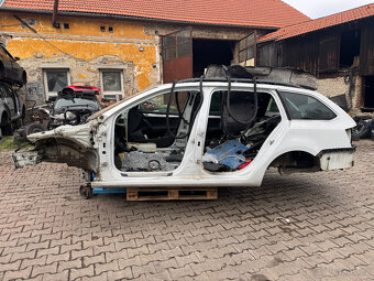 Octavia 3 combi Výřezové díly karoserie - 8
