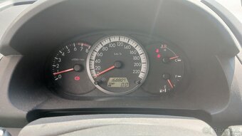 Mazda 5. 2litr 107 kW, - 8